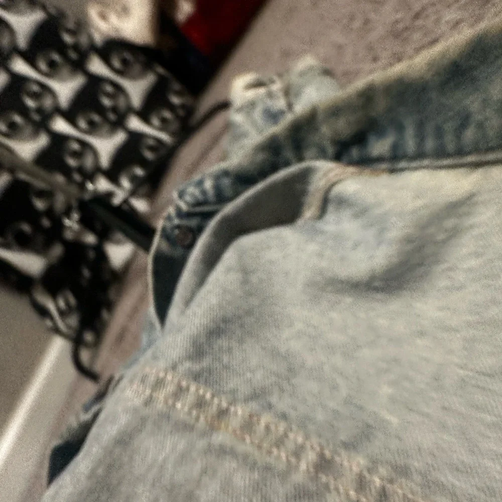 80s vintage acid washed Levi's jacket - Picture 8 of 9